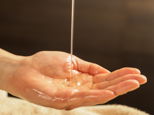 Pregnancy Ayurvedic oil massage